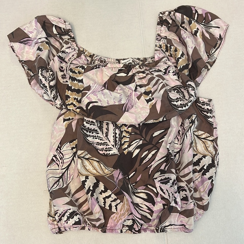 UNSUBSCRIBED SILK FLORAL OFF THE SHOULDER CROPPED BLOUSE SMALL